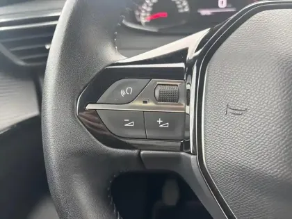 Photo 18 Peugeot 208  PureTech 75 S&S BVM5 Style