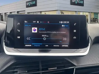 Photo 10 Peugeot 208  PureTech 75 S&S BVM5 Style