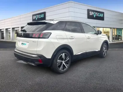 Photo 27 Peugeot 3008  Hybrid 225 e-EAT8 GT