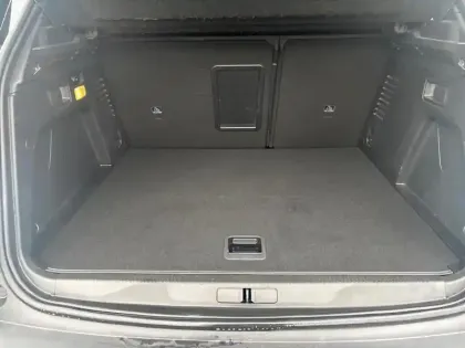 Photo 7 Peugeot 3008  Hybrid 225 e-EAT8 GT