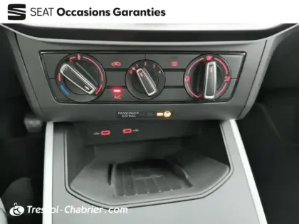 Photo 12 Seat Arona  1.0 TSI 95 ch Start/Stop BVM5 Copa