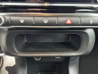 Photo 12 Citroën C3  PureTech 83 S&S BVM5 Feel Pack