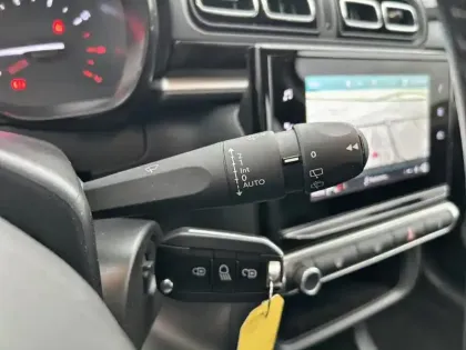 Photo 17 Citroën C3  PureTech 83 S&S BVM5 Feel Pack