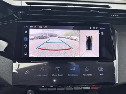 Photo 19 Peugeot 308  BlueHDi 130ch S&S EAT8 Allure Pack