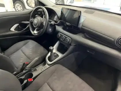 Photo 11 Toyota Yaris  120 VVT-i Dynamic Business 5p MC24