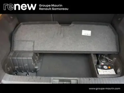 Photo 10 Renault Captur  1.6 E-Tech hybride rechargeable 160ch RS Line -21