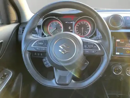 Photo 13 Suzuki Swift  1.2 Dualjet Hybrid 83ch Pack Auto