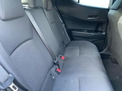 Photo 9 Toyota C-HR  122h Graphic 2WD E-CVT