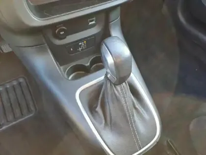 Photo 14 Citroën C3  1.2 PureTech 110ch S&S Shine EAT6