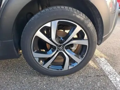 Photo 10 Citroën C3  1.2 PureTech 110ch S&S Shine EAT6