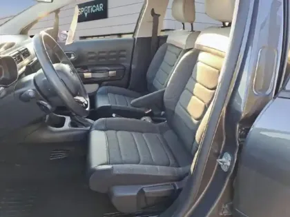 Photo 8 Citroën C3  1.2 PureTech 110ch S&S Shine EAT6