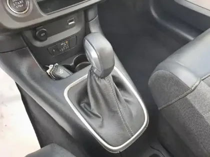 Photo 14 Citroën C3  1.2 PureTech 110ch S&S Shine EAT6