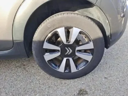 Photo 25 Citroën C3  1.2 PureTech 110ch S&S Shine EAT6