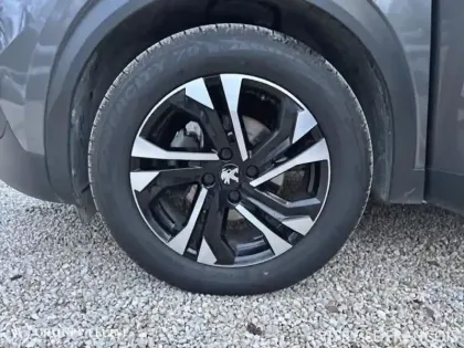 Photo 10 Peugeot 2008  1.2 PureTech 130ch S&S Allure