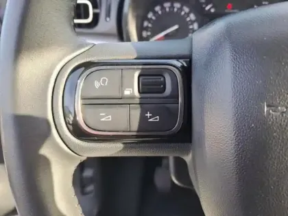 Photo 14 Citroën C3  1.2 PureTech 110ch S&S Shine 120-123g