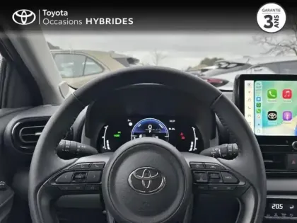 Photo 12 Toyota Yaris  116h Design 5p MC24