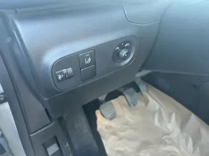 Photo 13 Citroën C3  1.2 PureTech 83ch S&S Feel 122-123g