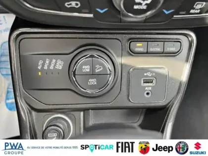 Photo 12 Jeep Compass  1.3 GSE T4 190ch Limited 4xe PHEV AT6