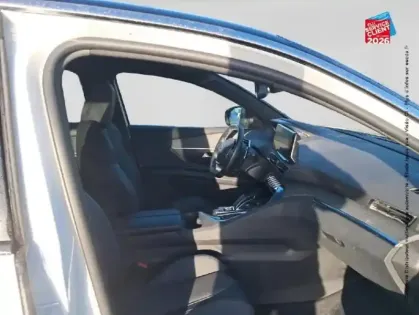 Photo 19 Peugeot 3008  1.5 BlueHDi 130ch S&S Allure Pack EAT8