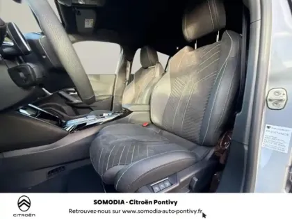 Photo 8 Peugeot 2008  1.2 Hybrid 145ch GT e-DCS6