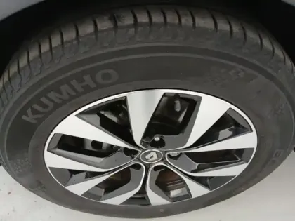 Photo 9 Renault Arkana  1.6 E-Tech 145ch Zen