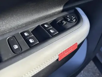 Photo 11 Citroën C3  1.2 Turbo 100ch MAX