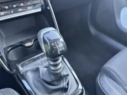 Photo 13 Citroën C3  1.2 Turbo 100ch MAX