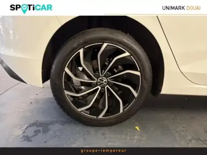 Photo 8 Volkswagen Golf  1.5 TSI ACT OPF 130ch Life Business 1st