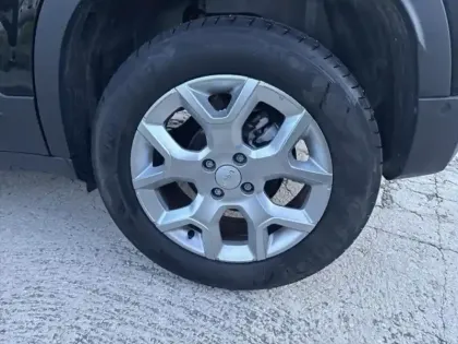 Photo 10 Jeep Avenger  1.2 Turbo T3 100ch Altitude