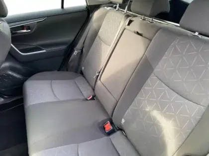 Photo 13 Toyota Rav4  2.5 Hybride 218ch Dynamic 2WD MY22