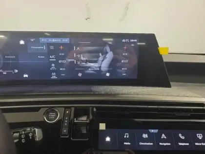 Photo 14 Peugeot 5008  Hybrid 145ch Allure e-DCS6