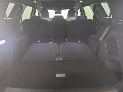 Photo 6 Peugeot 5008  Hybrid 145ch Allure e-DCS6