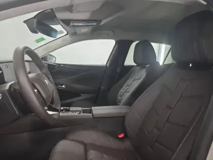 Photo 8 DS DS 4  Hybride 145ch Etoile Automatique