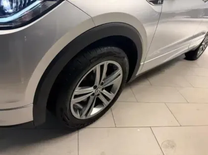 Photo 8 Volkswagen T-cross  1.0 TSI 110ch R-Line DSG7