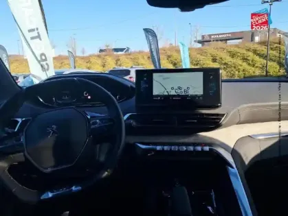 Photo 14 Peugeot 3008  HYBRID 225ch GT e-EAT8