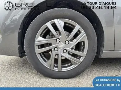 Photo 10 Peugeot 208  1.2 PureTech 75ch S&S Style