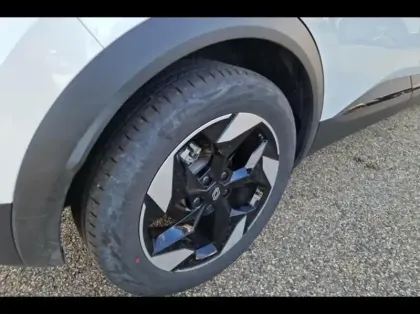 Photo 12 Renault Captur  1.8 E-Tech full hybrid 160ch Techno - 25