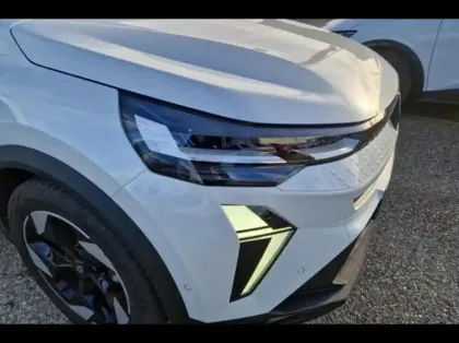 Photo 14 Renault Captur  1.8 E-Tech full hybrid 160ch Techno - 25