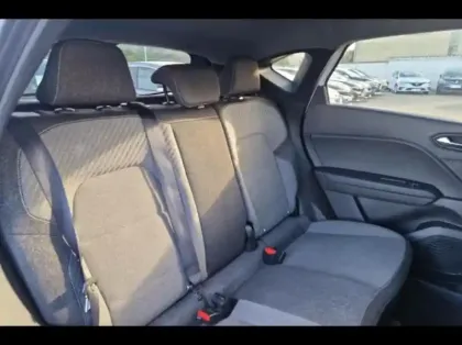 Photo 10 Renault Captur  1.8 E-Tech full hybrid 160ch Techno - 25