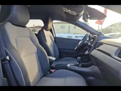 Photo 9 Renault Captur  1.8 E-Tech full hybrid 160ch Techno - 25