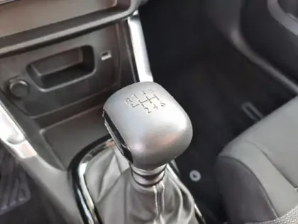 Photo 12 Citroën C3 Aircross  BlueHDi 110ch S&S Shine