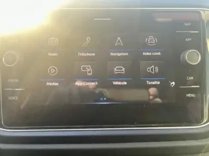 Photo 12 Volkswagen T-roc  1.0 TSI 110ch United