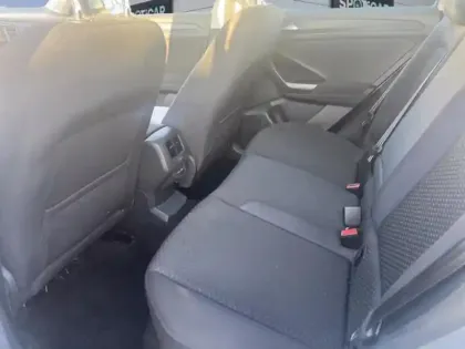 Photo 8 Volkswagen T-roc  1.0 TSI 110ch United