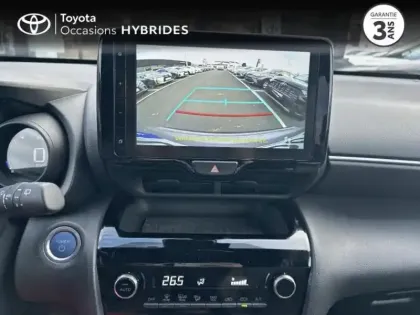 Photo 6 Toyota Yaris  Cross 116h Design Pack Cargo