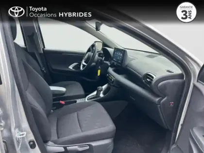 Photo 20 Toyota Yaris  116h Dynamic 5p MY25