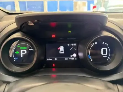 Photo 14 Toyota Yaris  Cross 116h Design MY22