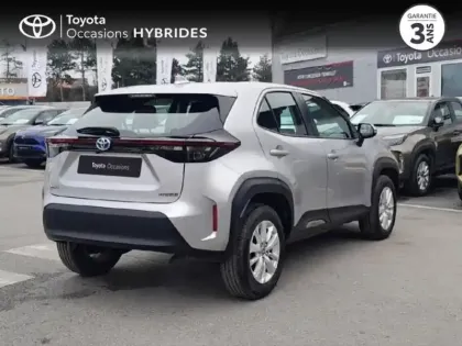 Photo 8 Toyota Yaris  Cross 116h Dynamic Business + Programme Beyond Zero Academy MY22