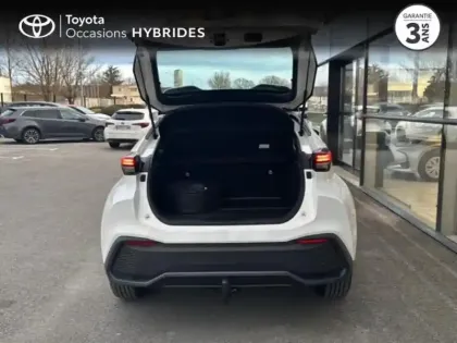 Photo 9 Toyota C-HR  2.0 Hybride Rechargeable 225ch Dynamic MY25