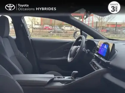 Photo 5 Toyota C-HR  2.0 Hybride Rechargeable 225ch Dynamic MY25
