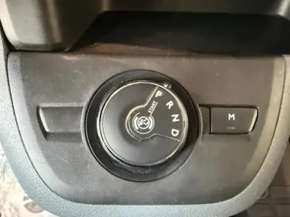 Photo 14 Peugeot Expert  Fg M 2.0 BlueHDi 180ch S&S Pack Asphalt EAT8